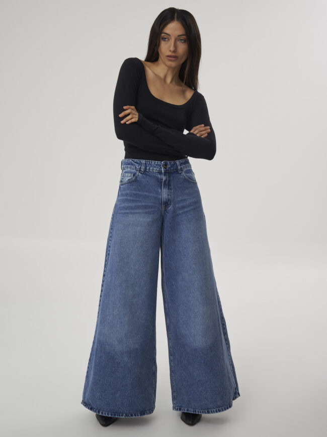 Jean Palazzo Daisy