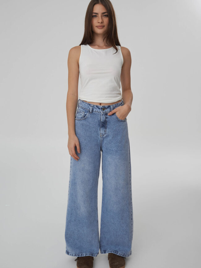 Jean Wide Leg Laura