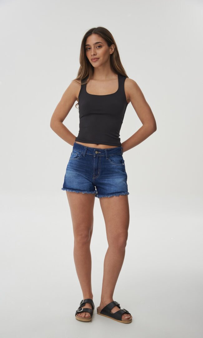 Short Jean Avel